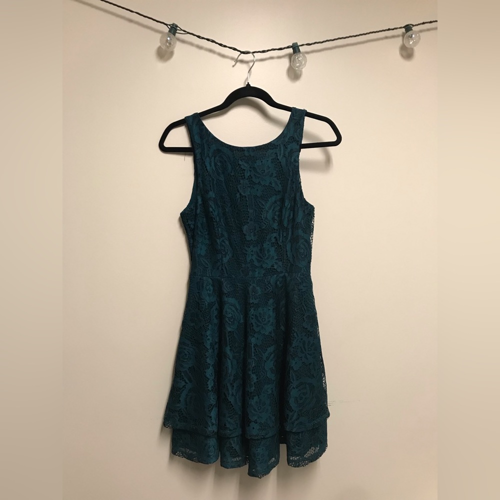Green, lace dress